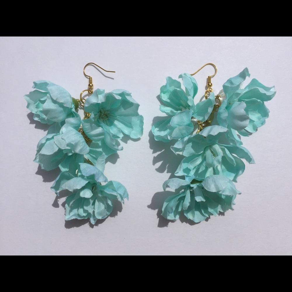 🦋Handmade Silk Flower Earrings 🦋